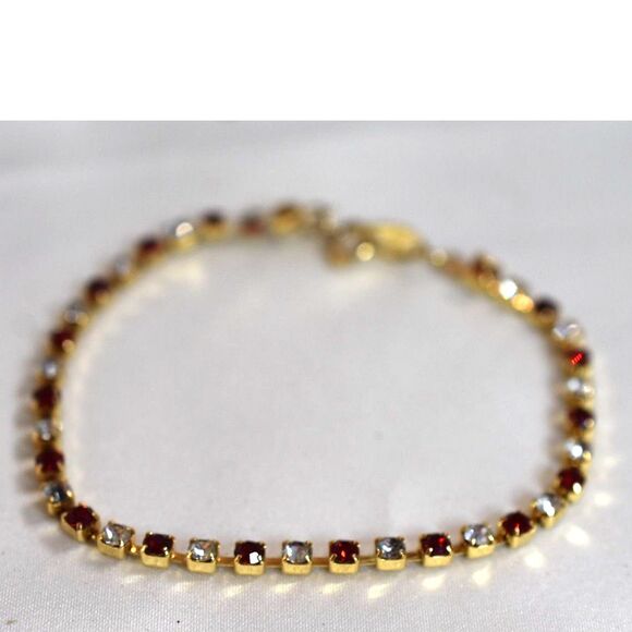 Vintage Avon Ruby Red/Clear Crystal Gold Tone 7" Tennis Y2K Glam Bracelet - Picture 3 of 5